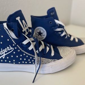Blue converse size 7.5